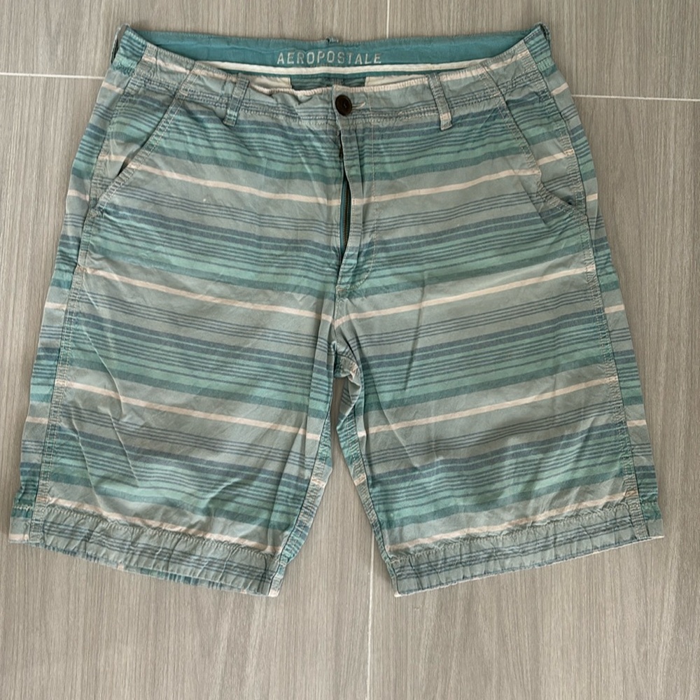 Men’s shorts size 36
